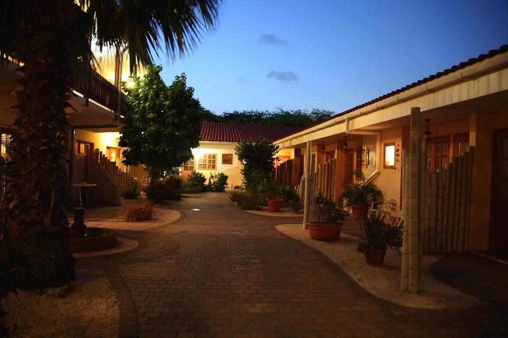 Camacuri Apartments Οράνχεσταντ Εξωτερικό φωτογραφία